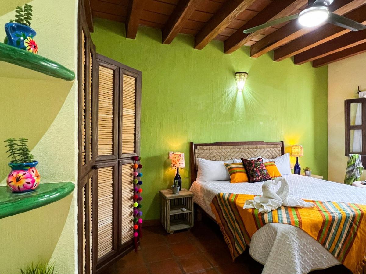 Hotel Casa Palomera 2*